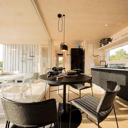 Buqez Eco - Beach 3 - Seaview Villa